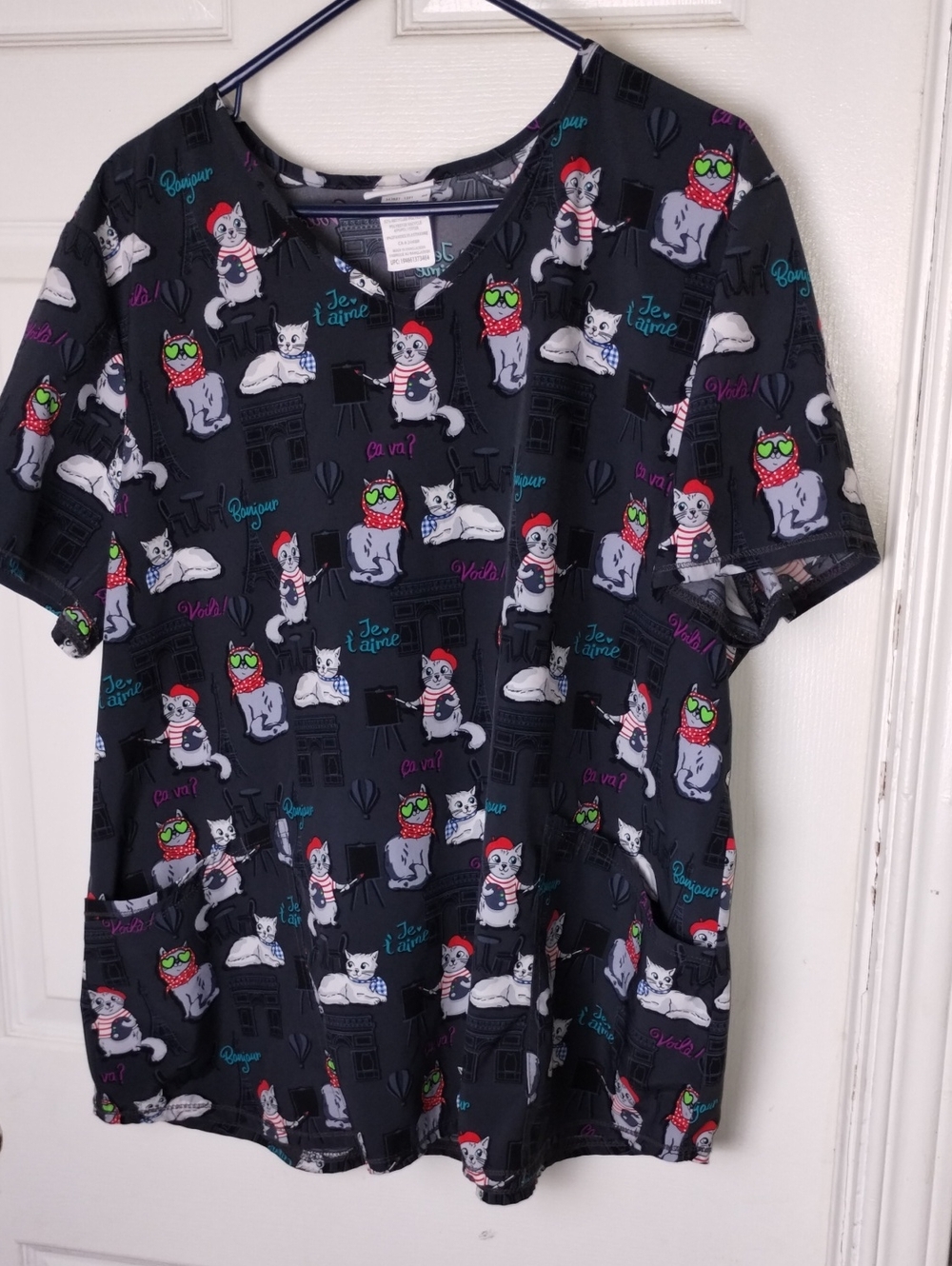 Black Cat Print Scrub Top with Colorful Accents. XXL